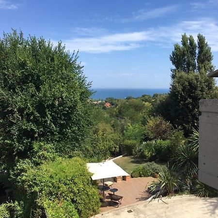 Appartamenti Pesaro Mare Ledimar Exteriör bild